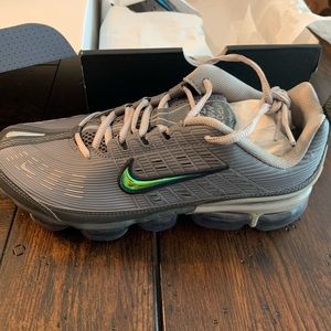 Authentic NIKE Vapormax 360 Men’s 10.5